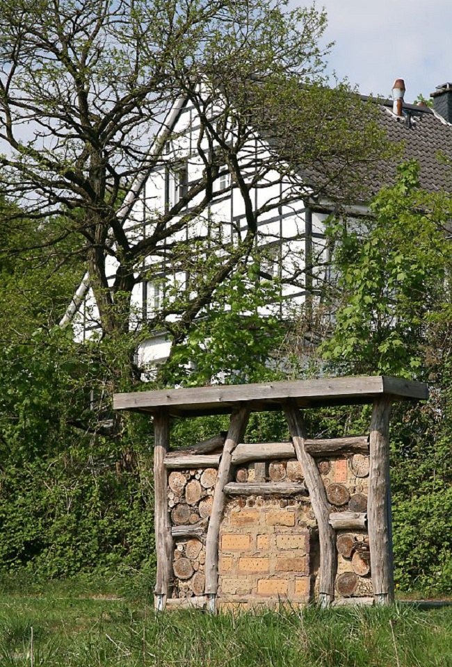 insect hotel