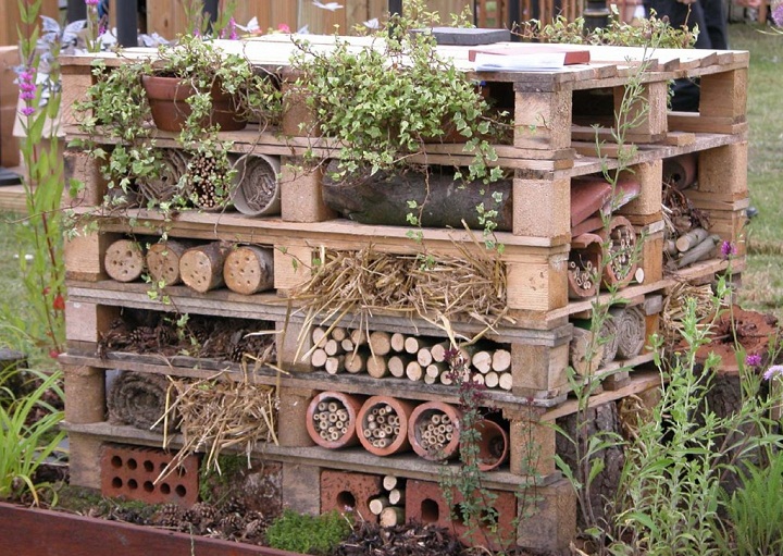 Bumble Bee Hotel - Wooden Insect Hotel - David Domoney