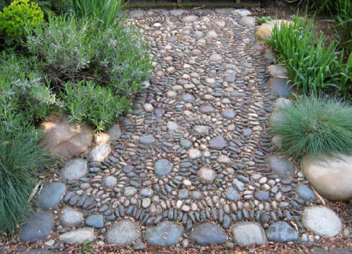 pebble pathway