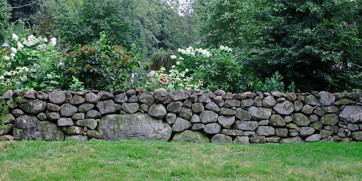 The Art Of Dry Stack Stone Wall Insteading - Dry Stack Stone Wall Detail