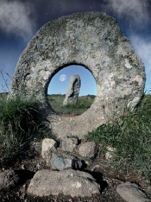 moon gate