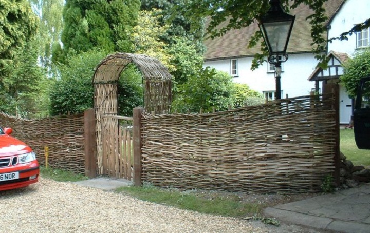 wattle fence