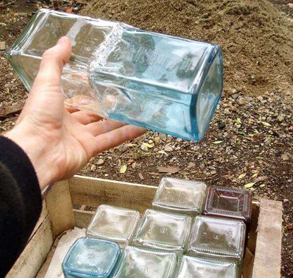 Glass Bottle Walls • Insteading